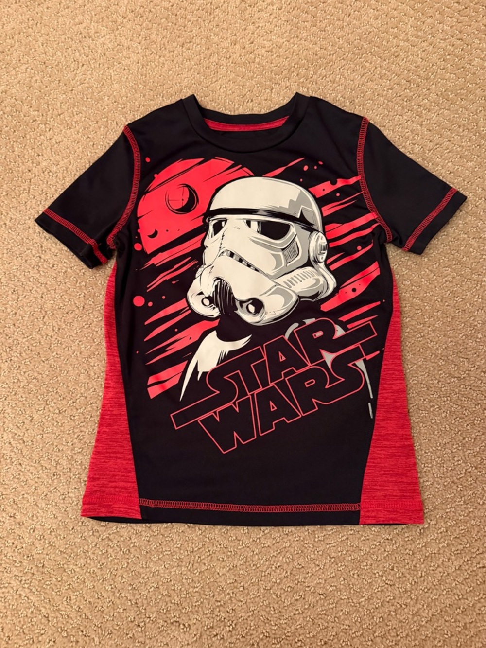 Star Wars boys short sleeve top. Size 5